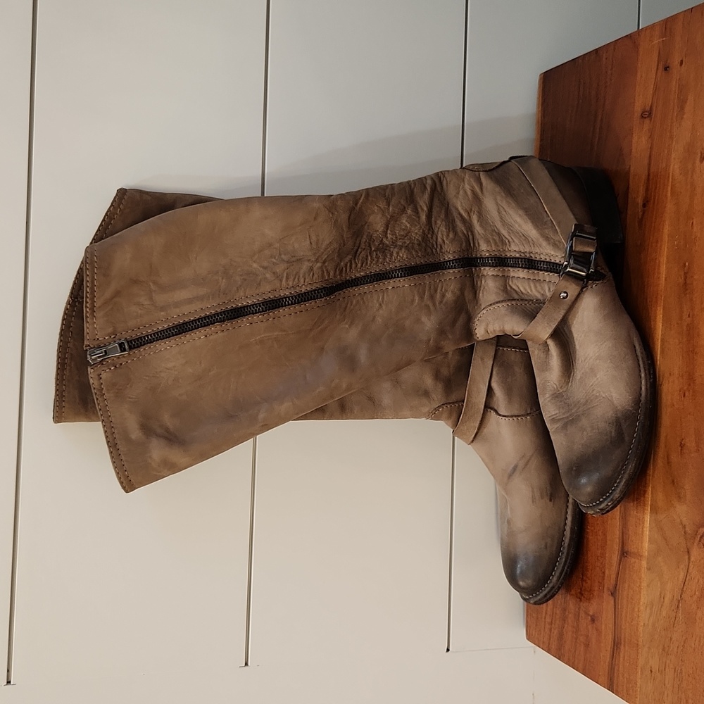 Vero Cuoio Boots